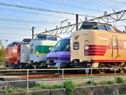 ３８１系国鉄色団体臨時列車で行く特急やくも全5色見学ツアーから３８１系運転終了と273系新時代につなぐ特別公開企画
